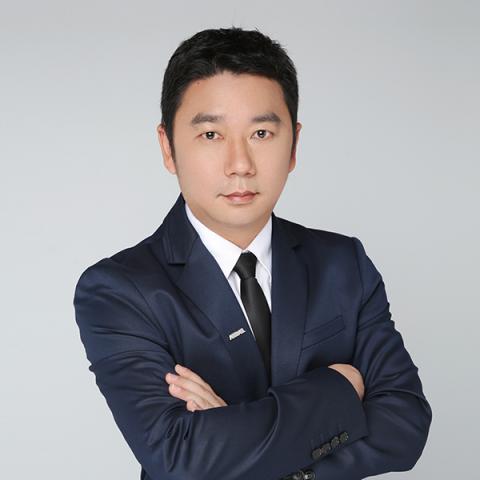 周立群