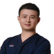 熊偉