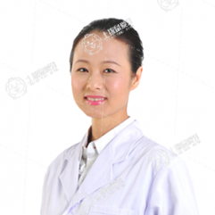 王偉