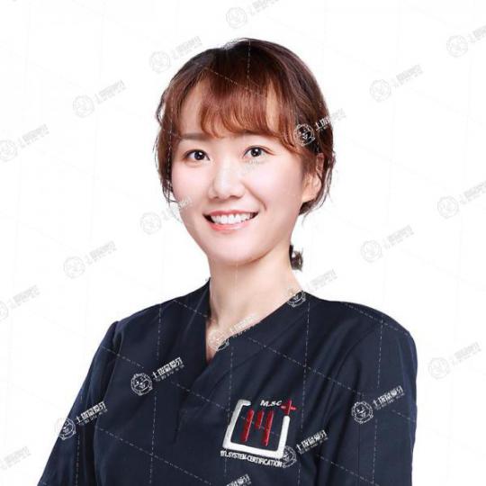 李文艷