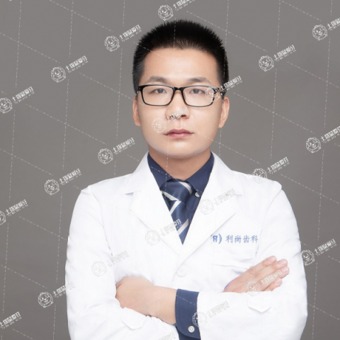 權(quán)文政