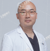 李強