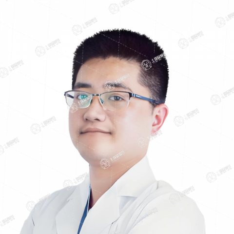 李卓