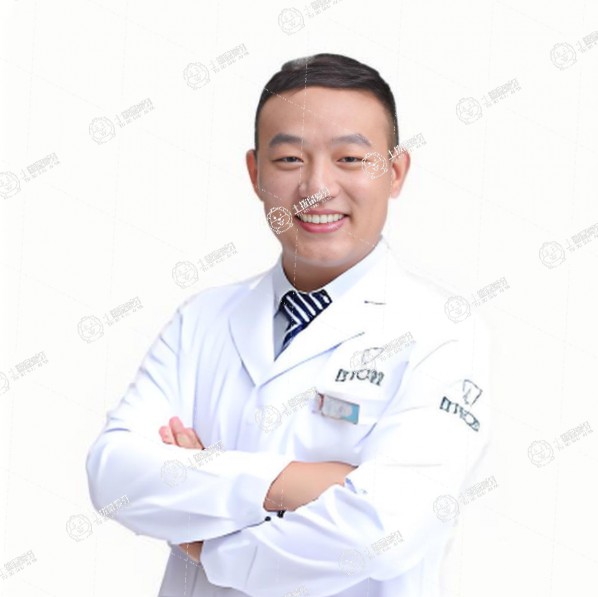 張雷