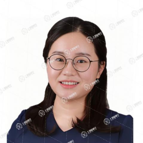 倪維