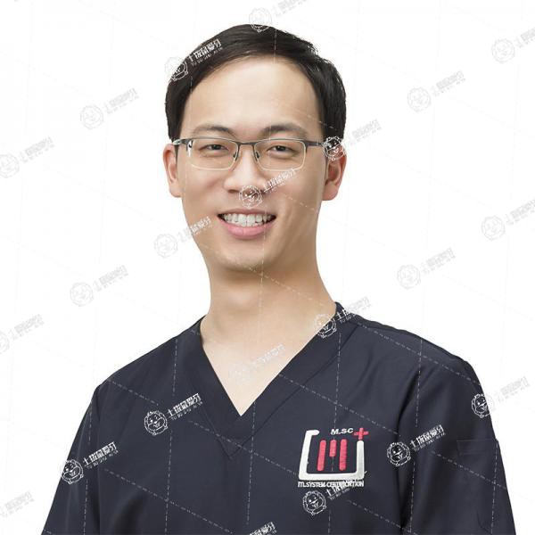 周凱華