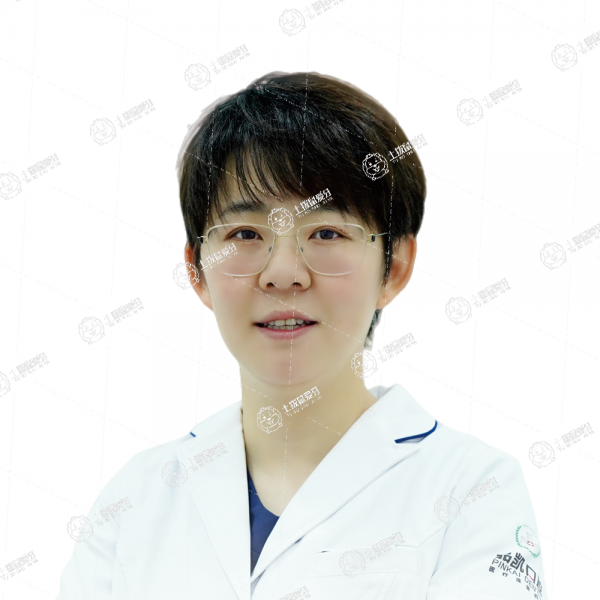 傅露斯