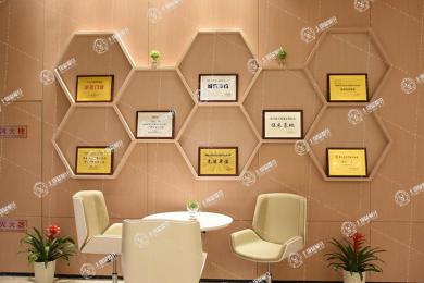 深圳正夫口腔·中洲明星旗艦店