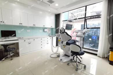 恩施咿呀牙科(咸豐店)
