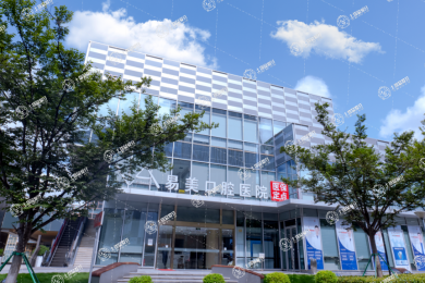 上海易美口腔醫(yī)院（陸家嘴店）