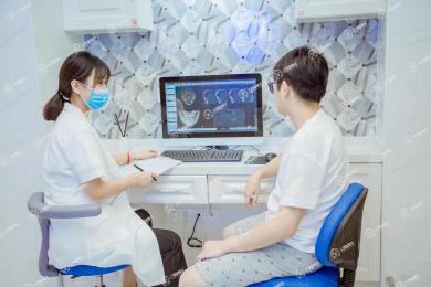 上海卓藝口腔門診部-貓頭鷹口腔連鎖