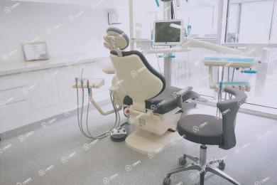 深圳樂信齒科（福田中心店）